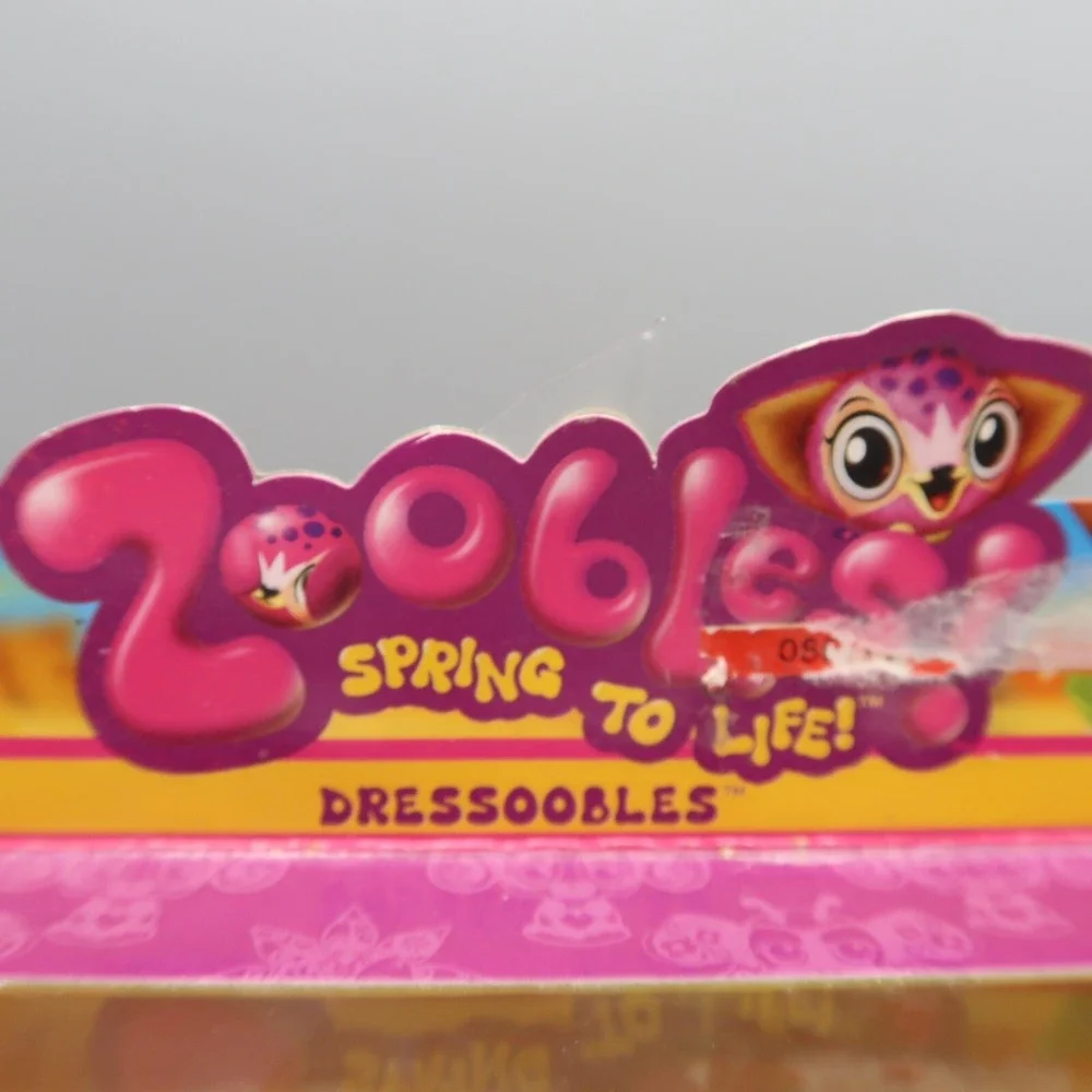 Zoobles! Spring To‎ Life #295 Deluxe Dressoobles Tundrna with Accessories New